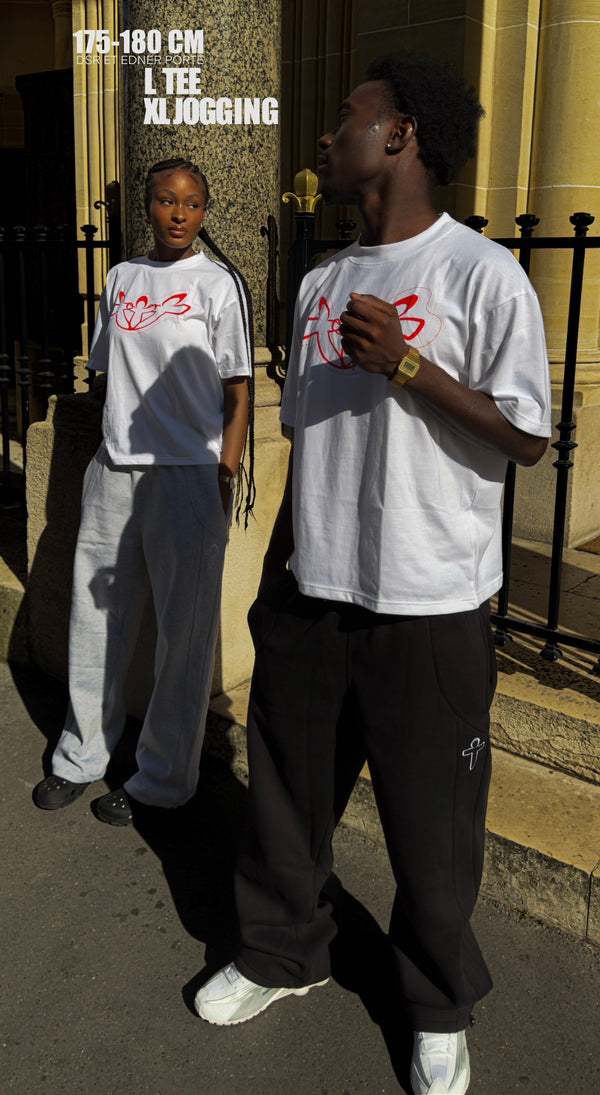 LE « PÈRE, FILS, SAINT, ESPRIT » TEE